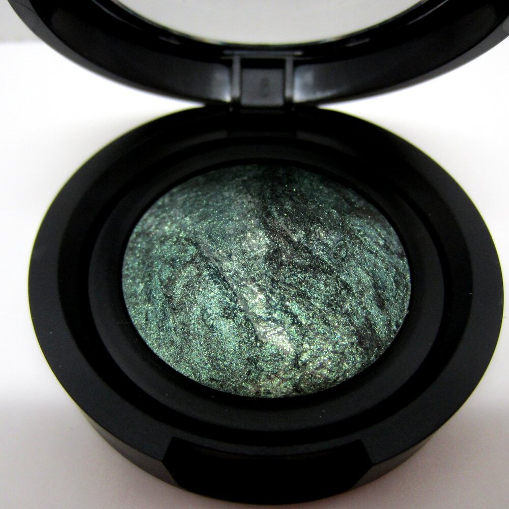 Laura Geller - ENCHANTED FOREST - EYE RIMZ Wet/Dry Eye Accents 0.042oz -unboxed